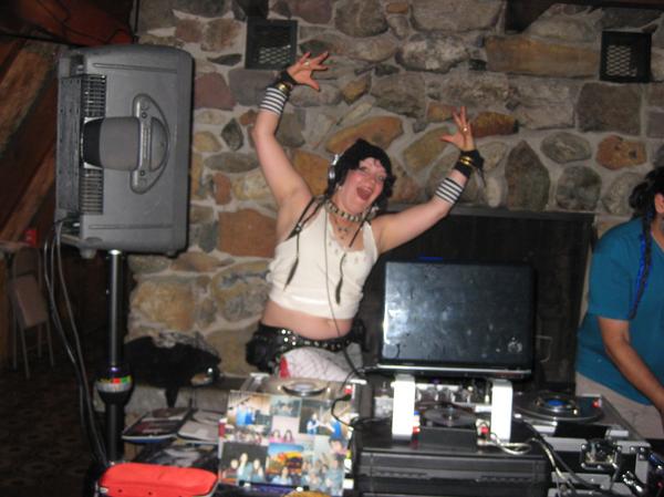 Layla spinning