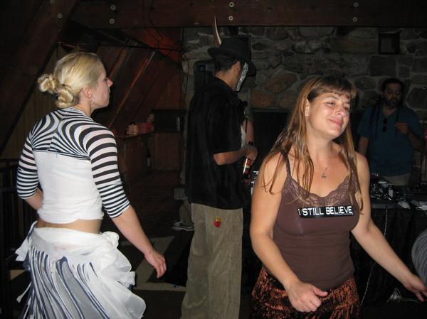 Vanessa & Anne